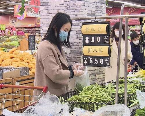 娱乐吃瓜酱摆摊